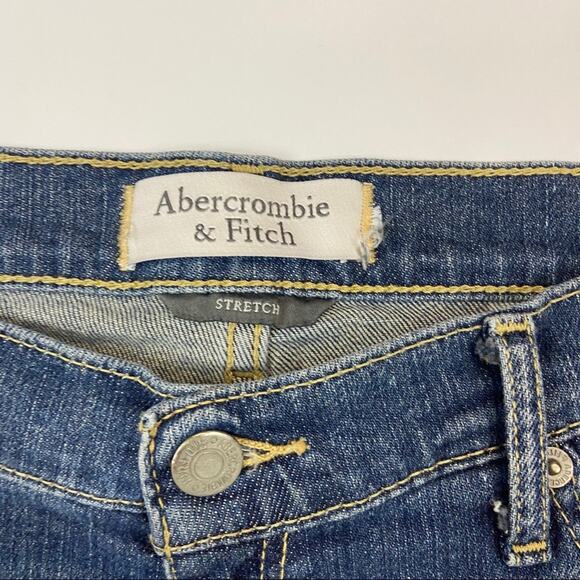 Abercrombie & Fitch Bleached Cut Off Shorts - Picture 2 of 8